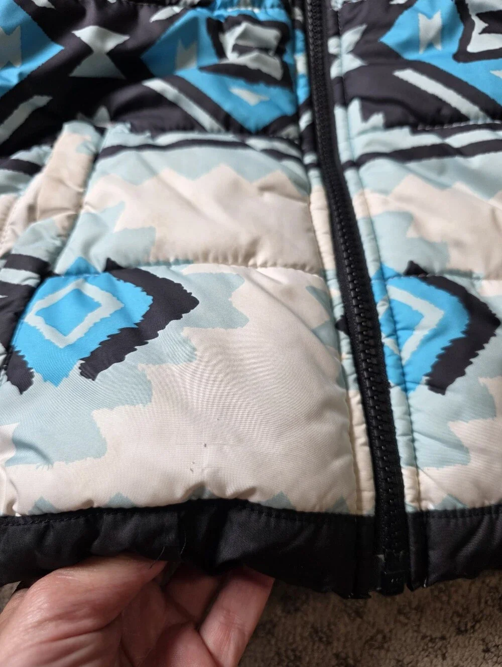 The North Face Girls' Reversible Blue Patterned And Black Puffer Jacket